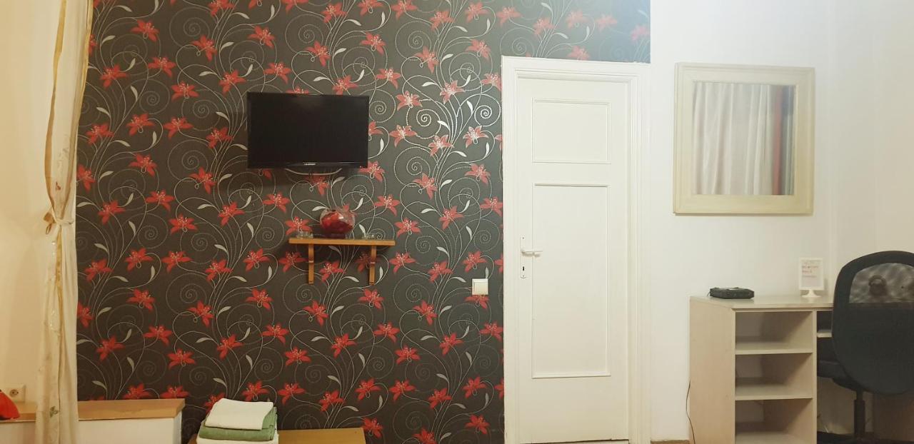 Hospitality Centrum - Nicolae Iorga Bucharest Bilik gambar